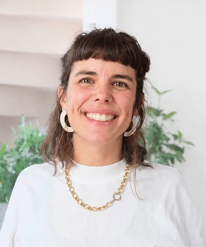 Portrait de Maria Matos, développeuse WordPress et fondatrice d'Öluma Studio